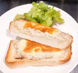 ツナとチーズのこんがりトースト（千寿）