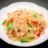 青唐辛子とじゃが芋千切り炒め（本格中華料理 永利 六本木店）