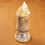 [アイス]アイスキャラメルラテ（BEVALLEY COFFEE）