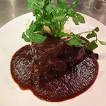 牛ホホ肉の赤ワイン煮込み（Bistro Vin Vin 新横浜店）