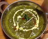 サグチキンカレー[SAG CHICKEN CURRY]（金継ぎアジアンダイニング＆バー）