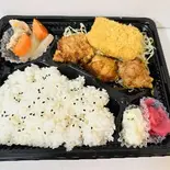 エビカツと唐揚げ弁当（ゆうゆうかつむすび）