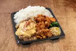 【デカ盛り】旨豚カルビ＆唐揚げ弁当(ガリマヨ)（じゅうじゅうカルビ草加松原店）