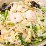 【大盛無料】焼きビーフン(海鲜炒米粉) Fried Bee Hoon(チャイナ厨房 亀戸駅前店)