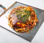 辛麺そば肉玉・イカ天（八昌）
