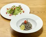 濃厚イカ墨とお出汁のコク旨 真っ黒リゾット+サラダ付(SHELTY CAFE シェルティーカフェ)
