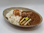 最上鴨の肉団子スパイスカレー（カブコーヒー）