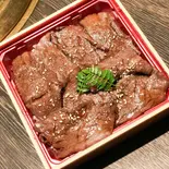 特選A5和牛の焼肉重（焼肉ダイニングGROW日本橋）