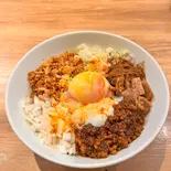 スパイスまぜそば(自家製麺つきよみ)