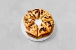 Fish Roti 2 pieces / フィッシュロティー 2個(ヌワラカデ)