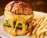 CHEDDAR CHEESE（CHUNK BURGER STAND）