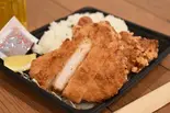 ジューシーBIG唐揚げ＆ロースとんかつ弁当（【大盛り無料！！】ジューシー唐揚げ弁当 玉ちゃん食堂）