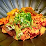 豚キムチ(鉄板焼きやすむら)