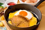 【ミラノ風ポークカツレツ乗せ】たまごの島オムライス ～Omelette rice with Milanese-style pork cutlet～（オムライスとフレンチトーストの店 たまごの島）