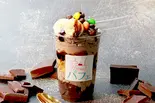 人気No.1 ざくざくバナナチョコパフェ《BANANA CHOCOLATE》（21時からパフェ吉祥寺本町4丁目店）
