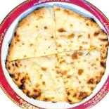 チーズ ナーン Cheese Naan(HAJI RESTAURANT)