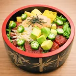 漬け本マグロとアボカドとろろ丼（やじきたキッチン）