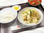 豆腐ちゃんぷるーセット Stir-Fried Tofu Chanpurū Set（沖縄料理 やんばる 新宿総本店）