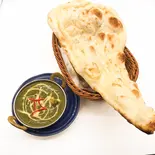 ほうれん草チキンカレー ナンセット（エスニック レストラン ハヌマン 雪が谷店）