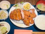 ロース.ヒレ盛り合わせ弁当（とんかつ食堂神宮前23）
