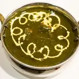 ほうれん草ポークカレー horenso pork curry（ナマステキッチン）