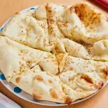 ゴマナン Sesame Naan（エベレストキッチン祖師ヶ谷大蔵店）