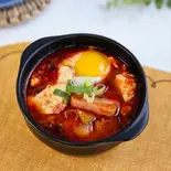 【ドリンク付き】スンドゥブチゲ(おかず2品とライス付き) / Soft Bean Curd Jjigae /순두부찌개（韓国料理＆生サムギョプサル ビビサム 池袋東口店）