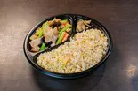 豚肉と玉子、きくらげ炒め 炒飯弁当(錦秀菜館 神保町店)