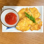 MỰC CHIẾN イカの唐揚げ（PHO MIN）