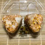 コーンと焦がしバターのオイルおにぎり(2個)(荒鮮景)
