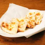 ガーリックナン Garlic Naan（アジアンダイニングシバマハル）