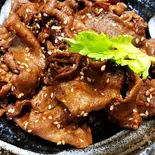 マーラー牛タン(孫二娘 蹺脚牛肉 マーラータン 日暮里店)