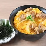 海苔たっぷり親子丼 Seaweed-Topped Oyako Rice Bowl(親子丼 鶏茶房)