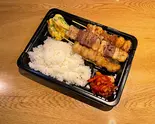 手作り特製焼き鳥弁当 Special Yakitori Bento（焼き鳥 お持ち帰り専門店 すがもと）