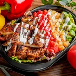ケイジャンチキンオーバーライス ヨーグルトソース(Vendor of NewYork ベンダーオブニューヨーク)
