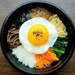 新鮮野菜たっぷりビビンバ（ハヌリ中目黒店）