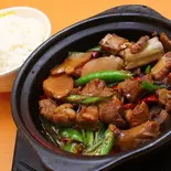 黄焖排骨米飯+ライス(香港餃子酒場 下北沢店)