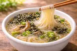 具材が選べる!たっぷりしらたきと海苔と舞茸とオクラのスープ(表参道スンドゥブ倶楽部)