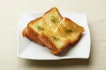 デニッシュトーストの鉄板焼・ガーリック（やさいや 鉄板焼野菜 赤坂店）