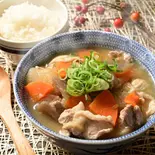 定番の豚汁+ご飯セット（佐藤とん汁店 本店）