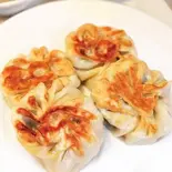 エビニラ焼き餃子(5個)（福記餃子）