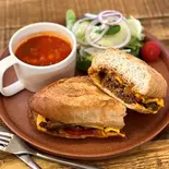 チーズステーキ・プレート（FOODIES DELI）