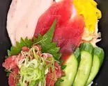 【おすすめ】まぐろ三昧丼(すしっちょ)