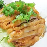 油淋鶏のチリソースかけ(中華料理西遊記 成増店)