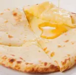 Honey cheese Nan（SAHANA INDIAN AND NEPALI RESTAURANT＆BAR）