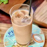 アイス豆乳カフェオレ Iced soy milk cafe au lait（【アサイーボウル＆スムージーボウル】シリアルモンスター）