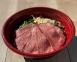 【特選】熟成上タン塩丼+ミニスープ+副菜 [Specialty] Beef tongue salt bowl + mini soup + side dish（牛とスープの東大門市場 神楽坂店）