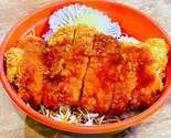 【東心斎橋店限定】ソースチキンカツ丼（餃子工房 ちびすけ 東心斎橋店）