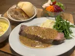 豚肩ロースのロースト（ブレッド マチエール）