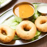 プレーンワダ(3P) Plain Vada (3 Pieces)（シリバラジ 中目黒店）